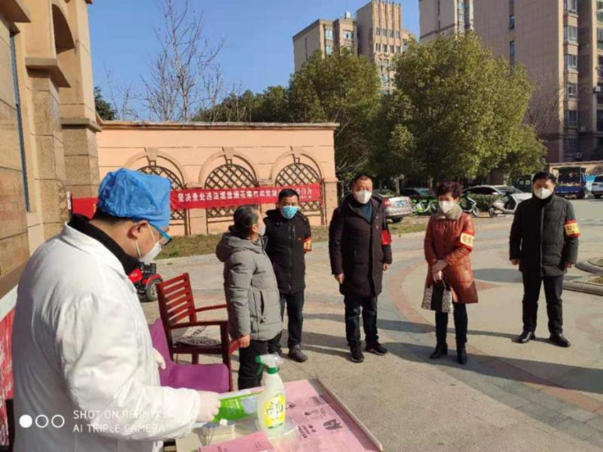 战疫情守望相助 安庆民建在行动(五)----民建宜秀区委助力打赢疫情防控阻击战