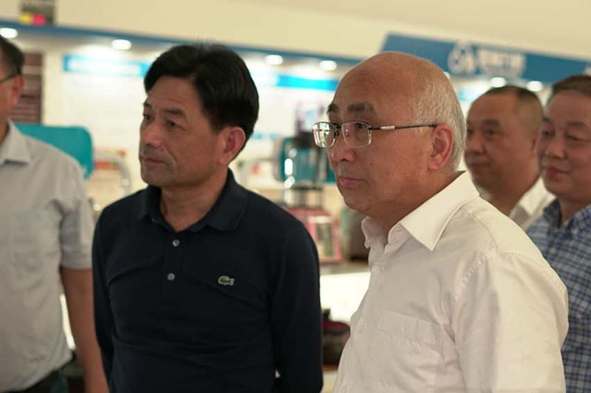 常抓不懈抗疫情    迎难而上促发展? ---童学军走访调研复工复产会员企业