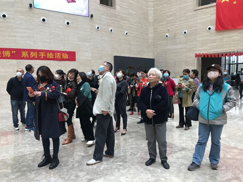 民建安庆市妇工委组织女会员参观安庆市博物馆