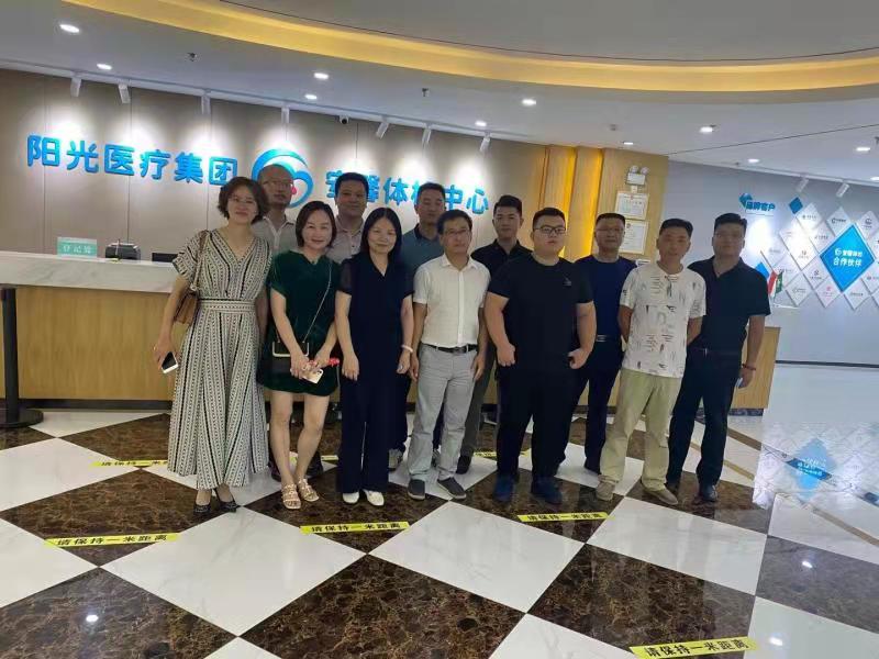 民建安庆市宜秀区委第一、三、四、五支部联合走访调研新会员和会员企业