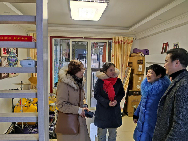 佳节慰问暖人心 浓浓关怀显真情——民建大观区委开展春节慰问活动