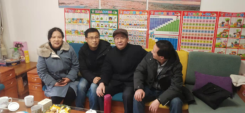 民建安庆市委开展新春慰问老会员活动