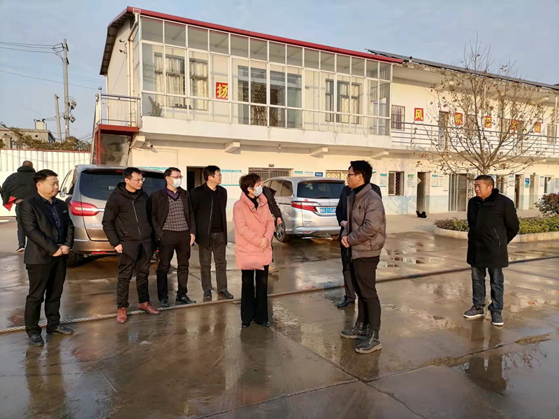 民建安庆市委会赴宿松县开展长江（安庆段）生态环境?；っ裰骷喽降餮? /></span>
</p>
<p class=