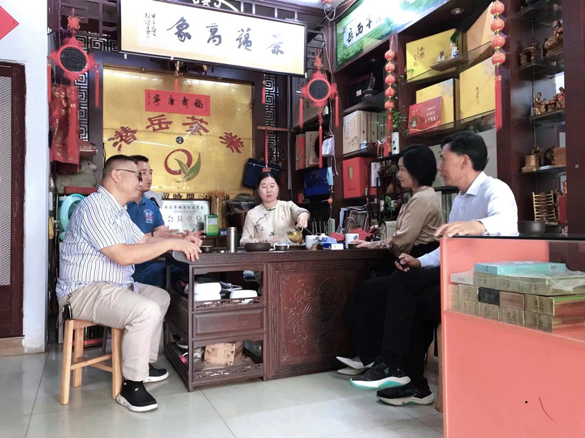 民建安庆市宜秀区委三支部开展走访会员活动