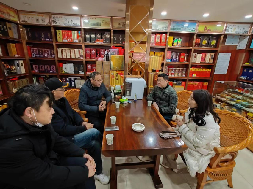 民建迎江区委四支部开展2023年新春慰问活动