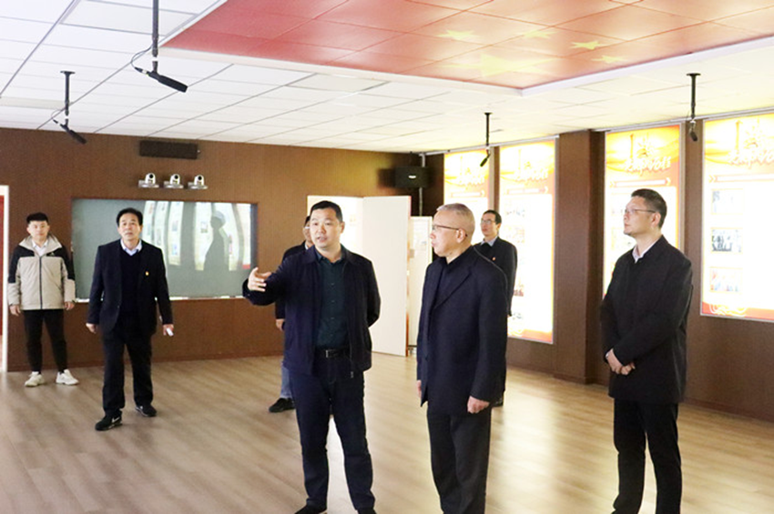 市委组织部到民建会员所属学校调研指导非公党建工作