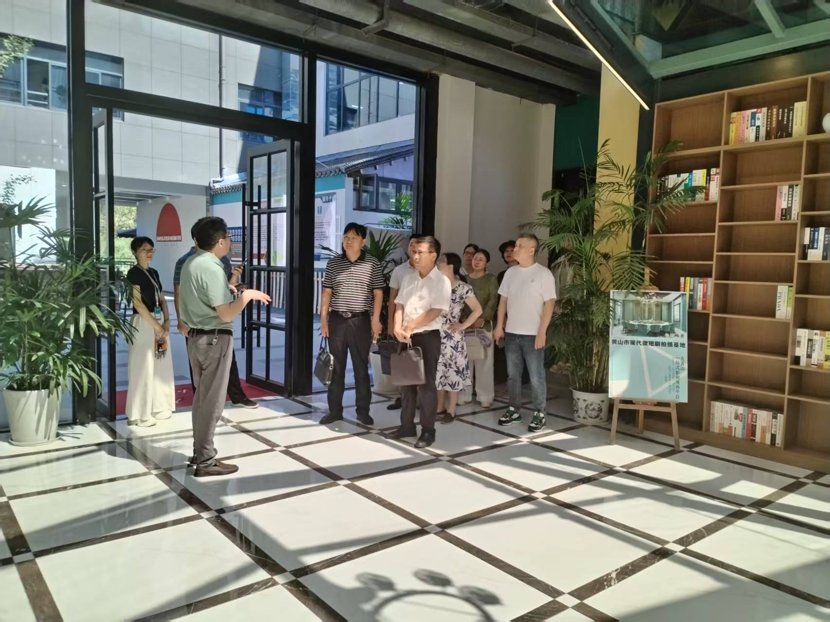 1755142003616516.jpg 166bc2e06d20680177e4e088dfbadab5.jpg